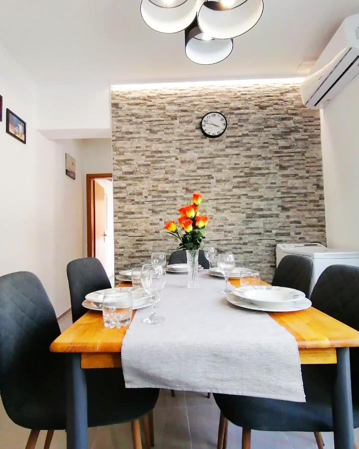 Apartmani Buljubasic 바스카보다 외부 사진