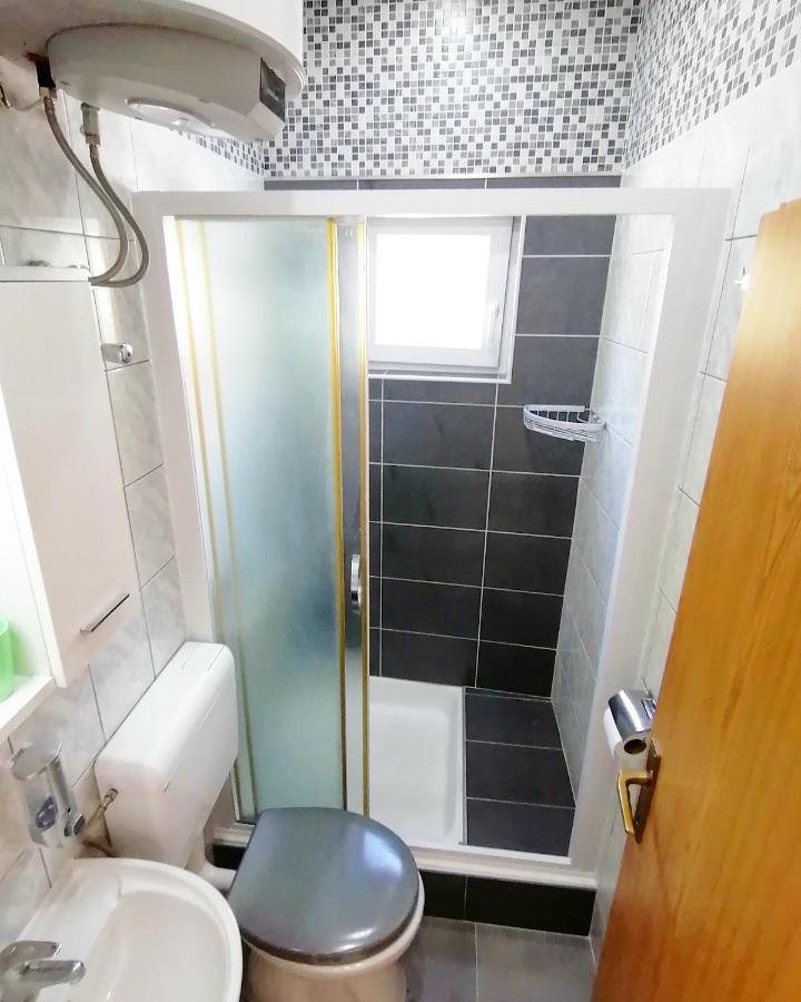 Apartmani Buljubasic 바스카보다 외부 사진